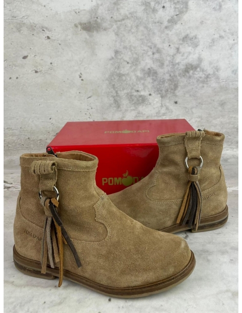 Suede boots with fringes. POM D'API - 1